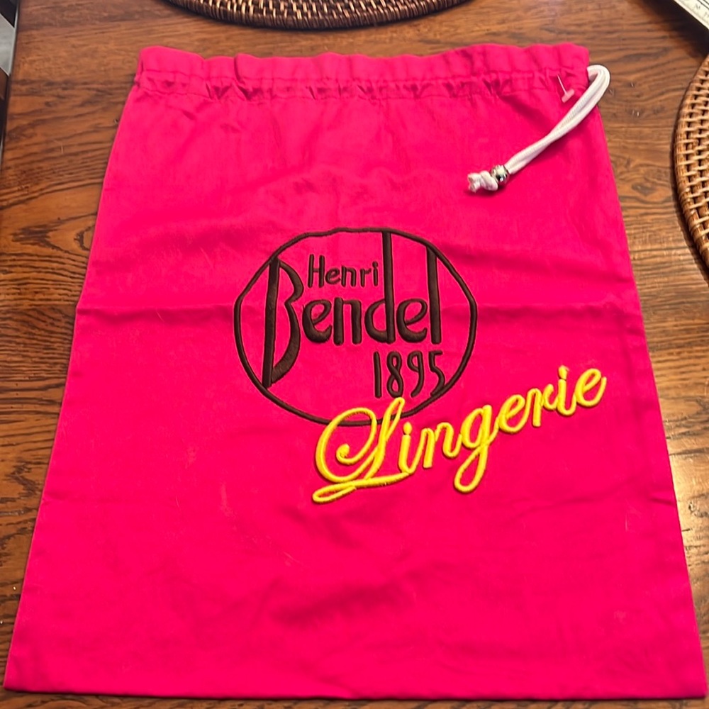 Henri Bendel lingerie bag NWOT